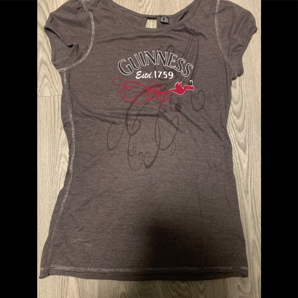 Like New! Guinness Short Sleeve Shirt from UK